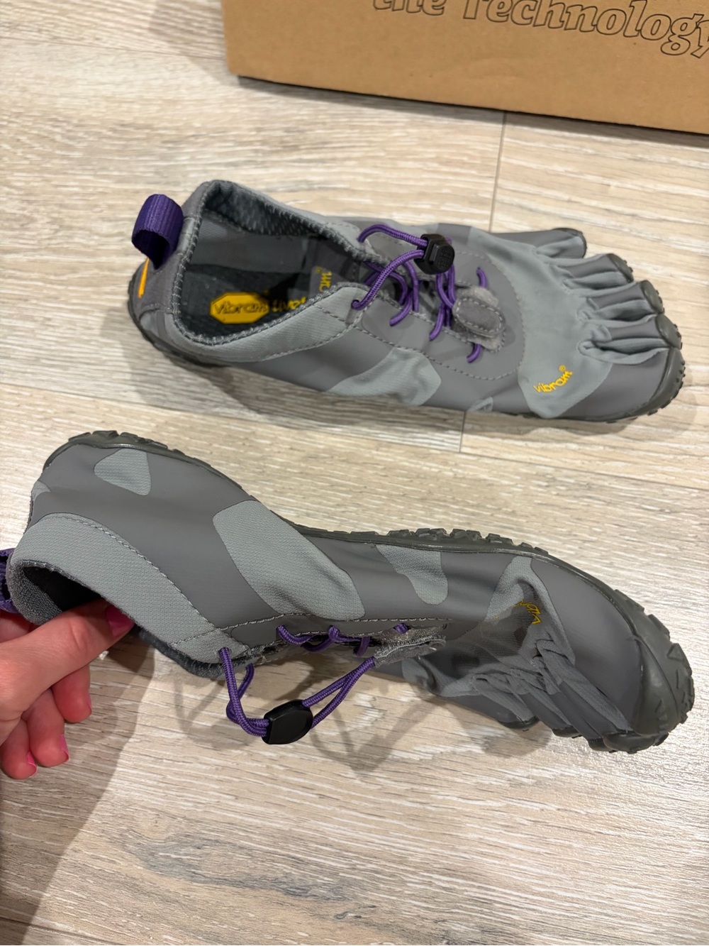 Vibram FiveFingers V-Alpha Women - Grey/Violet - Picture 6 of 10